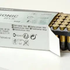 Boîte de munitions 22LR Subsonic de Decathlon. L'achat de munitions est soumis à réglementation.