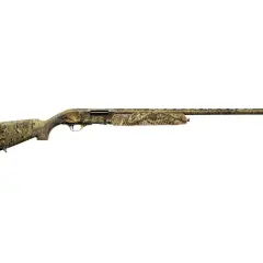 Fusil à pompe camouflage, idéal pour la chasse, classé en catégorie C ou B.