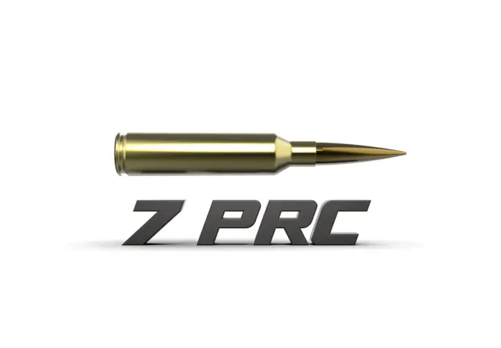 Une cartouche dorée de calibre 7mm PRC flotte au-dessus du texte 7 PRC en 3D.