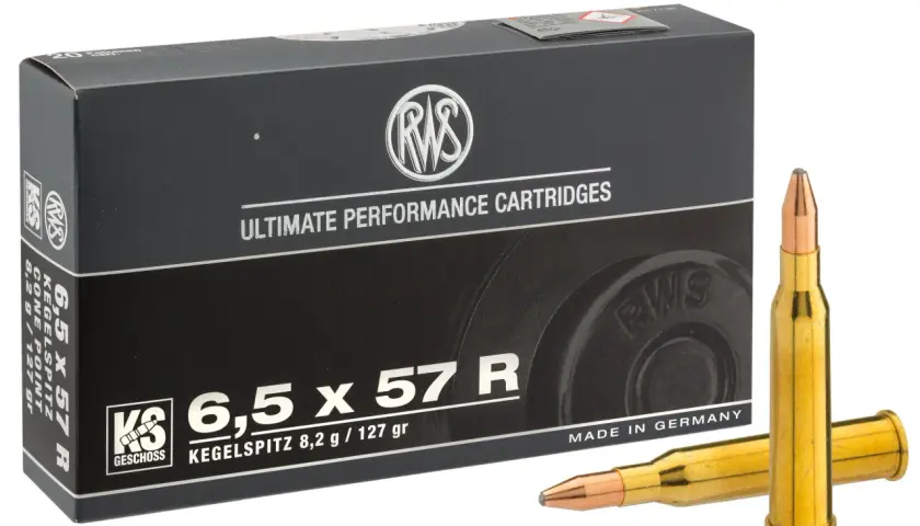 Boîte de munitions RWS calibre 6,5 x 57 R, avec deux cartouches visibles. La balistique de ce calibre est idéale pour la chasse.