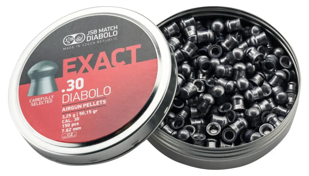 Boîte de plombs JSB Exact .30 Diabolo. Ces plombs sont conçus pour être insérés dans une carabine, la partie la plus large allant en premier.