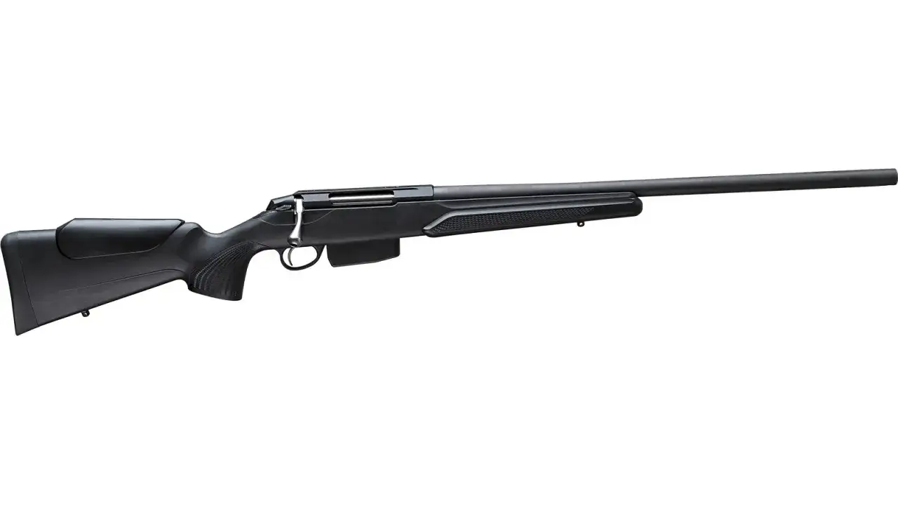 Carabine 222 canon lourd, noire, avec crosse ergonomique et lunette intégrée. Prête pour le tir de précision.