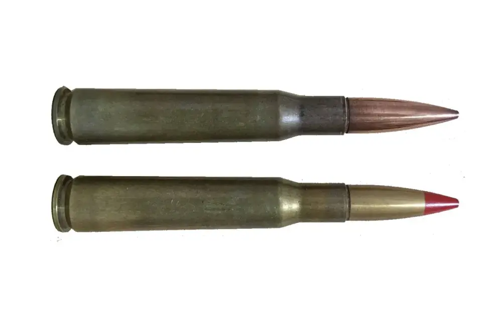 Calibre .50 et 12,7 × 99 mm - quelles différences ?